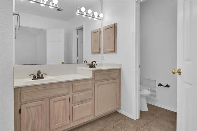 $395,000 | 709 Bluffview Drive, McKinney, TX 75071