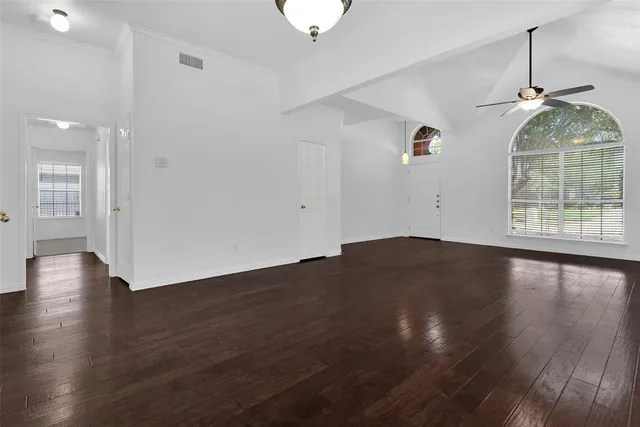 $395,000 | 709 Bluffview Drive, McKinney, TX 75071