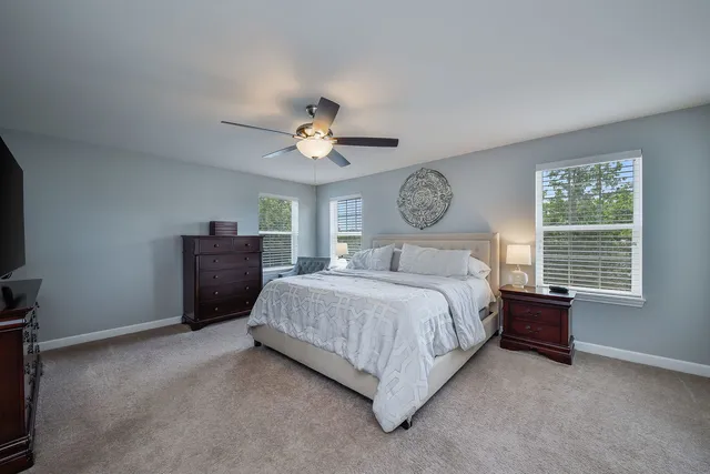 $859,900 | 570 Amy Lane, Wheaton, IL 60187