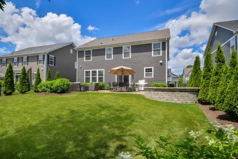 $859,900 | 570 Amy Lane, Wheaton, IL 60187