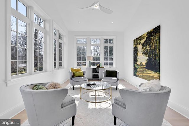 $5,300,000 | 9129 Kittery Lane, Bethesda, MD 20817