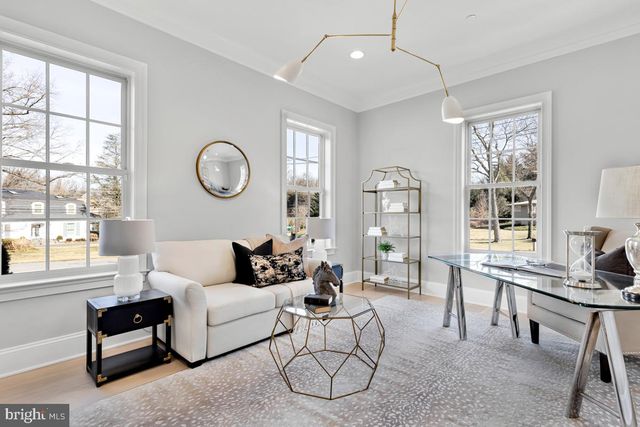 $5,300,000 | 9129 Kittery Lane, Bethesda, MD 20817