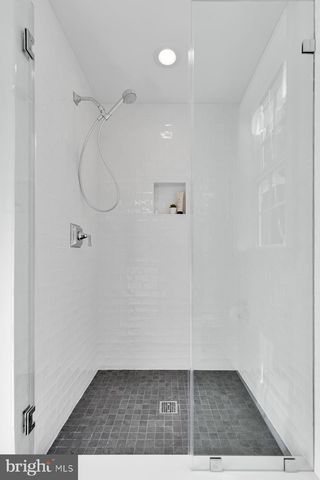 $5,300,000 | 9129 Kittery Lane, Bethesda, MD 20817