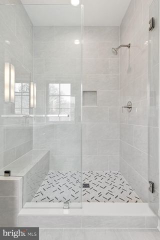 $5,300,000 | 9129 Kittery Lane, Bethesda, MD 20817