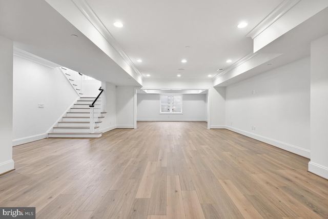 $5,300,000 | 9129 Kittery Lane, Bethesda, MD 20817