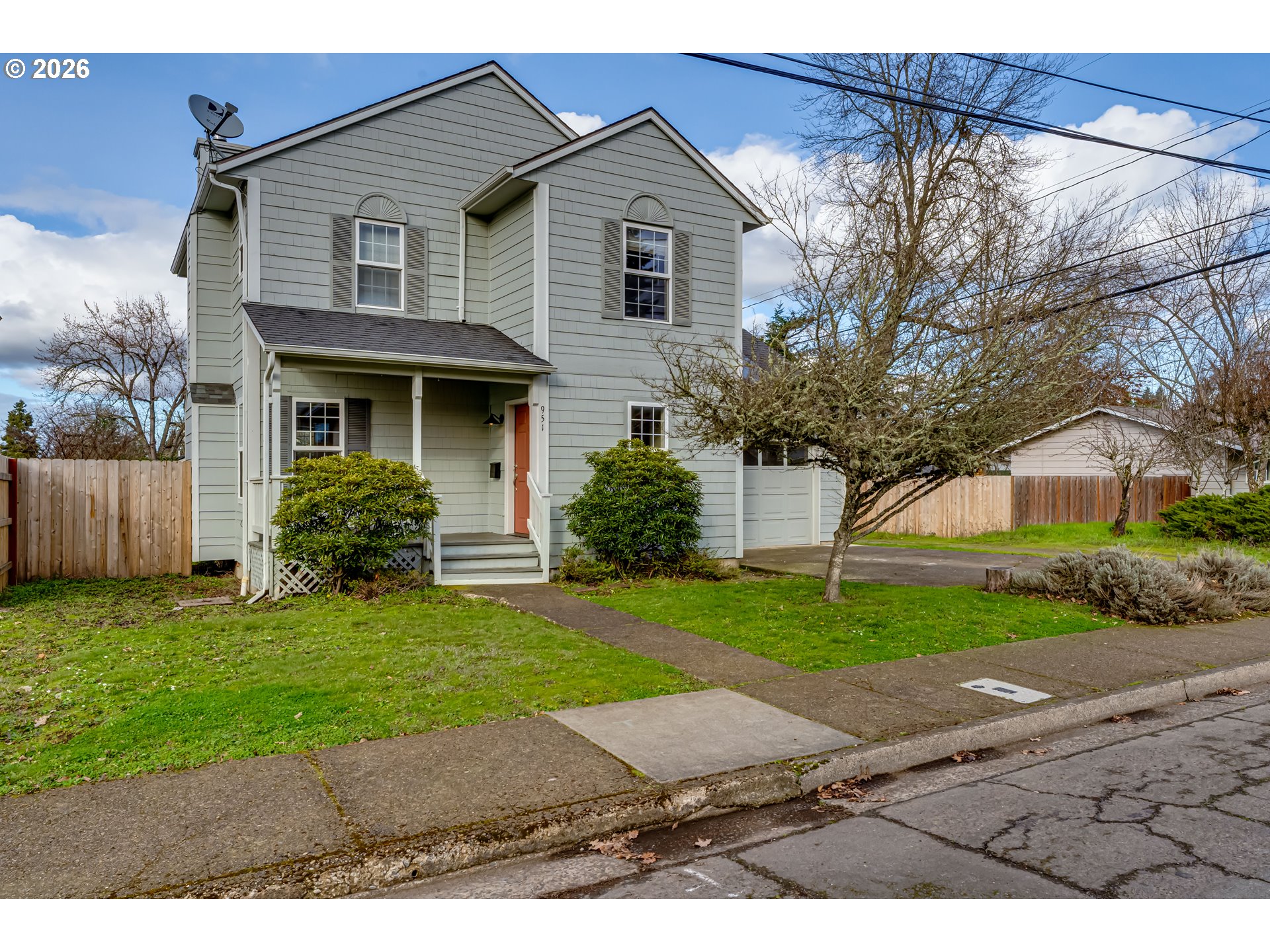 951 West 27th Avenue Eugene, OR 97405 - Photo 1 of 34 a view of a yard in front view of a house