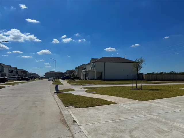 $2,100 | 8703 Vacek Xing Way, Richmond, TX 77469