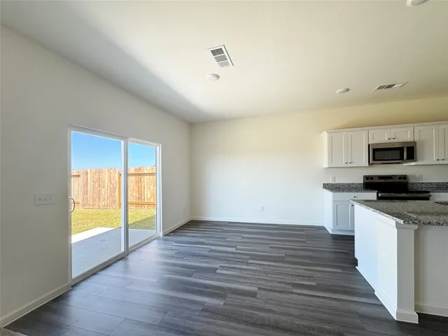 $2,100 | 8703 Vacek Xing Way, Richmond, TX 77469