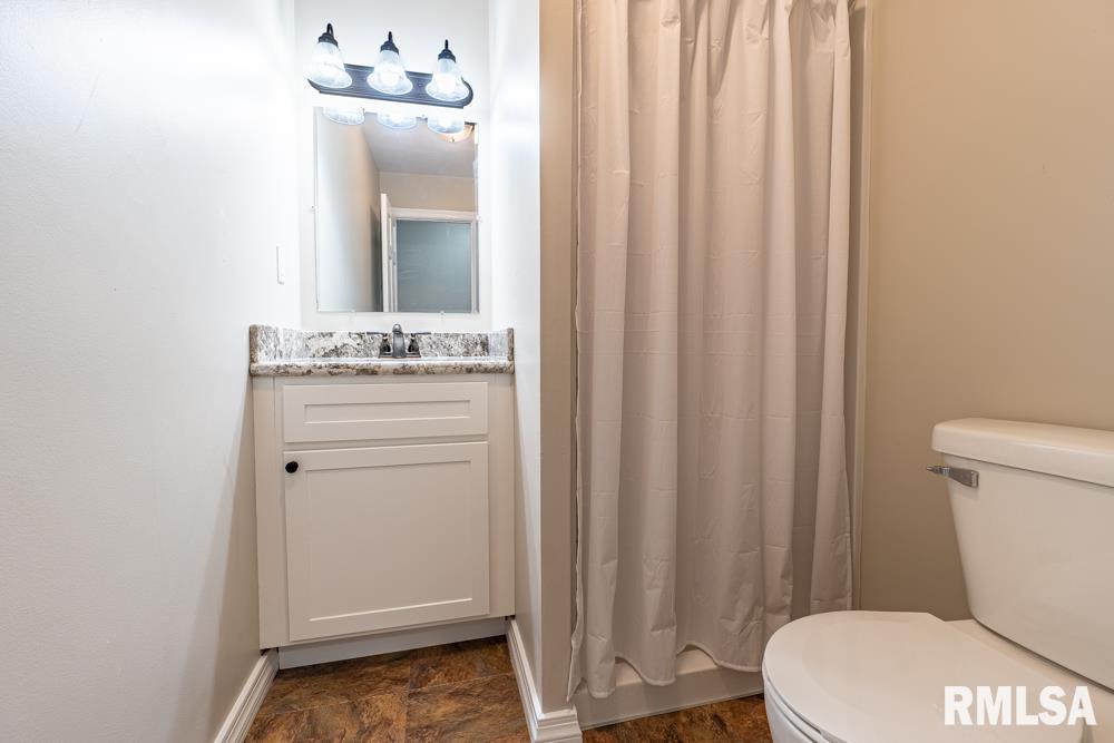 1148 Dieble Road Washington, IL 61571 - Photo 15 of 44 Gallery Image 15