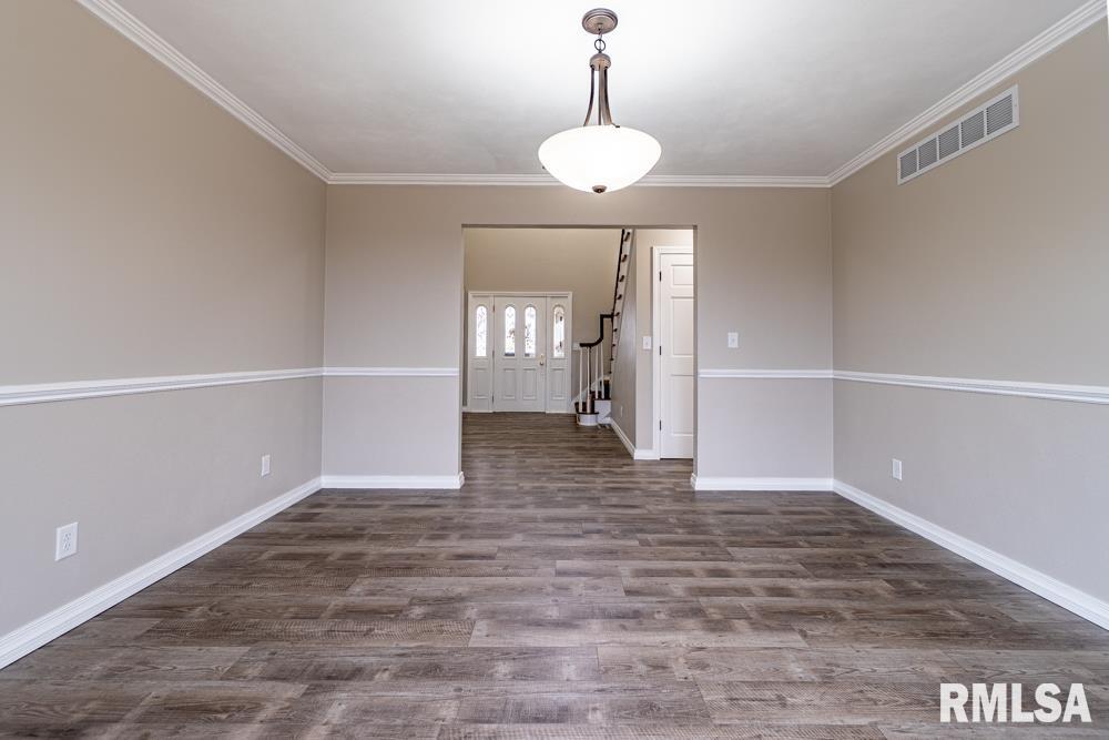 1148 Dieble Road Washington, IL 61571 - Photo 17 of 44 Gallery Image 17