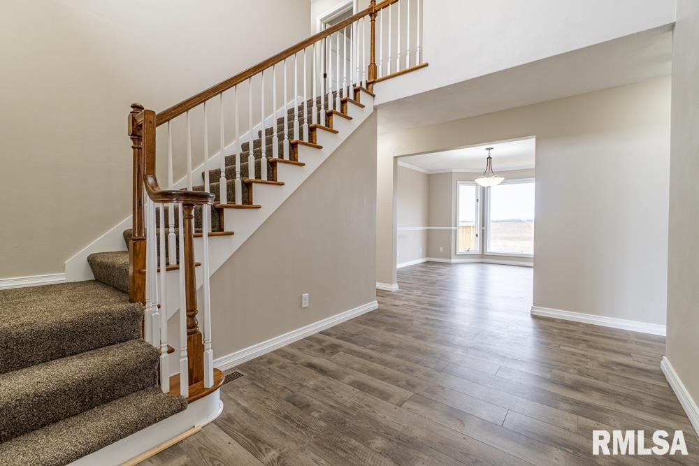 1148 Dieble Road Washington, IL 61571 - Photo 4 of 44 Gallery Image 4