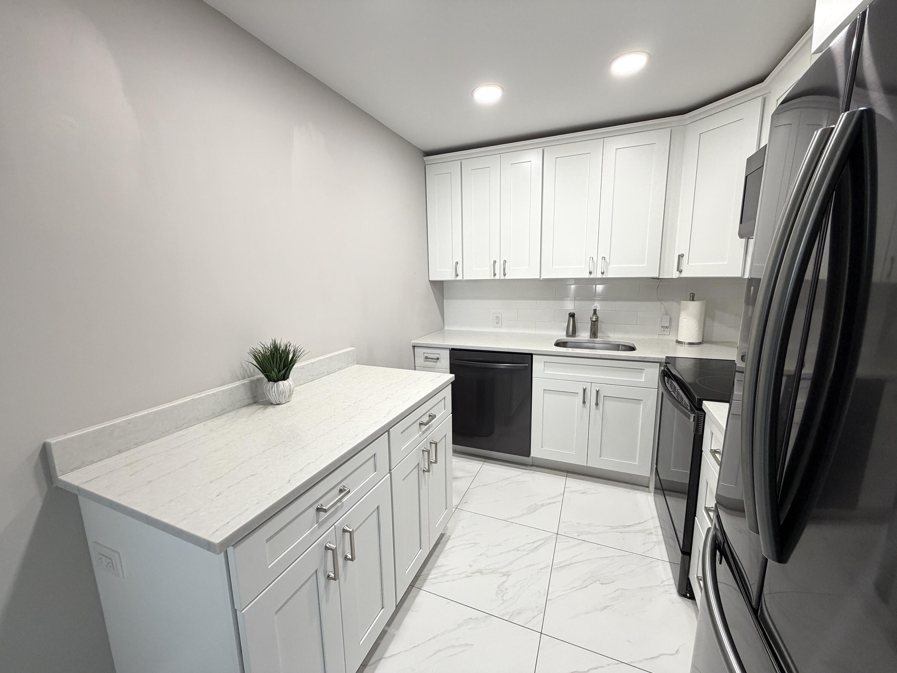 101 Dorset C Boca Raton, FL 33434 - Photo 6 of 34 E10A48C0-0B61-4602-A42B-BB4D5FBD501D_1_2