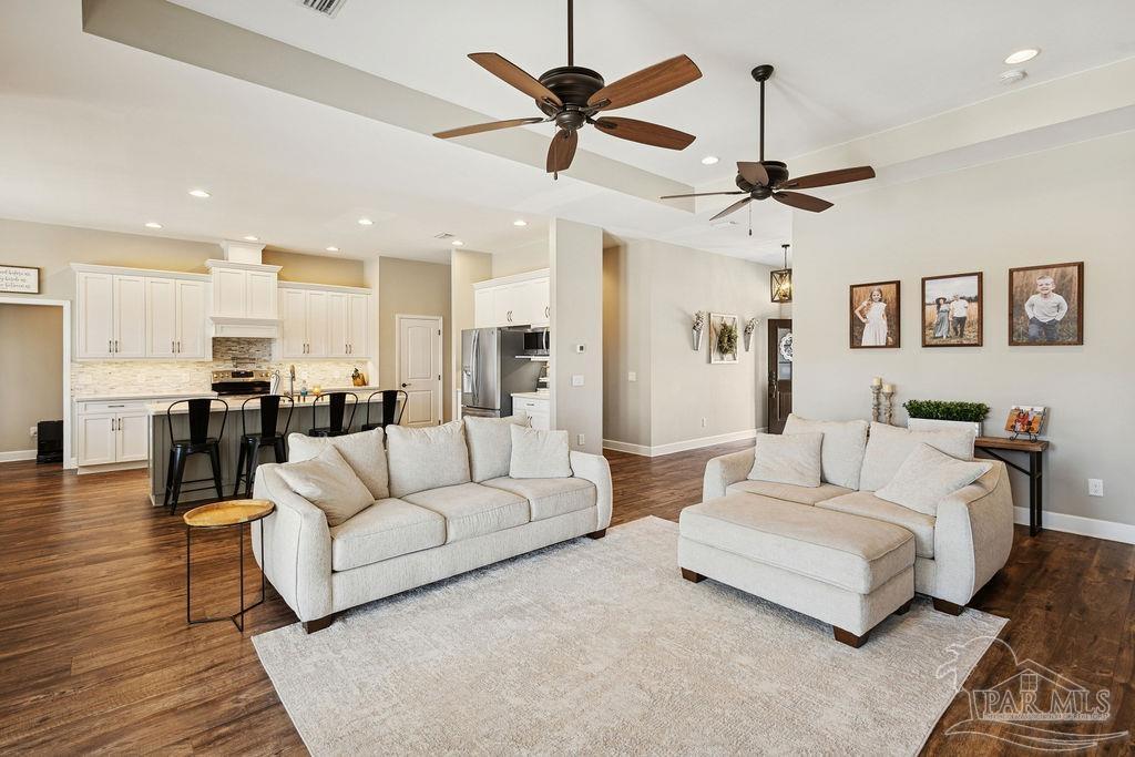 680 Carmody Hill Road Cantonment, FL 32533 - Photo 4 of 38