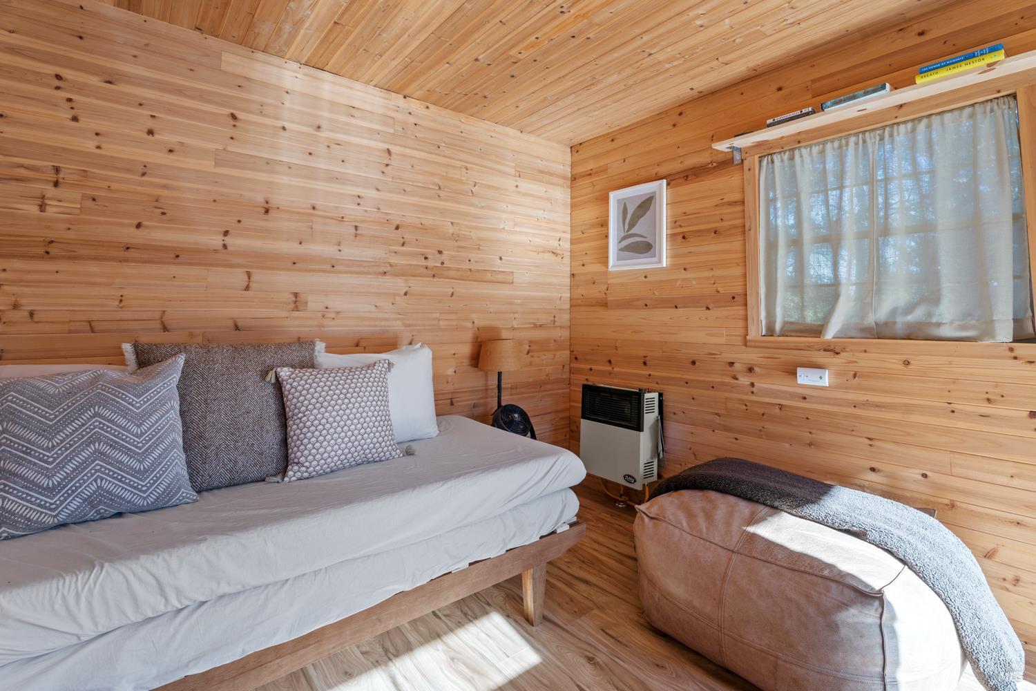 6775 County Road 110 Hopland, CA 95449 - Photo 20 of 53 a bedroom with a bed and a dresser