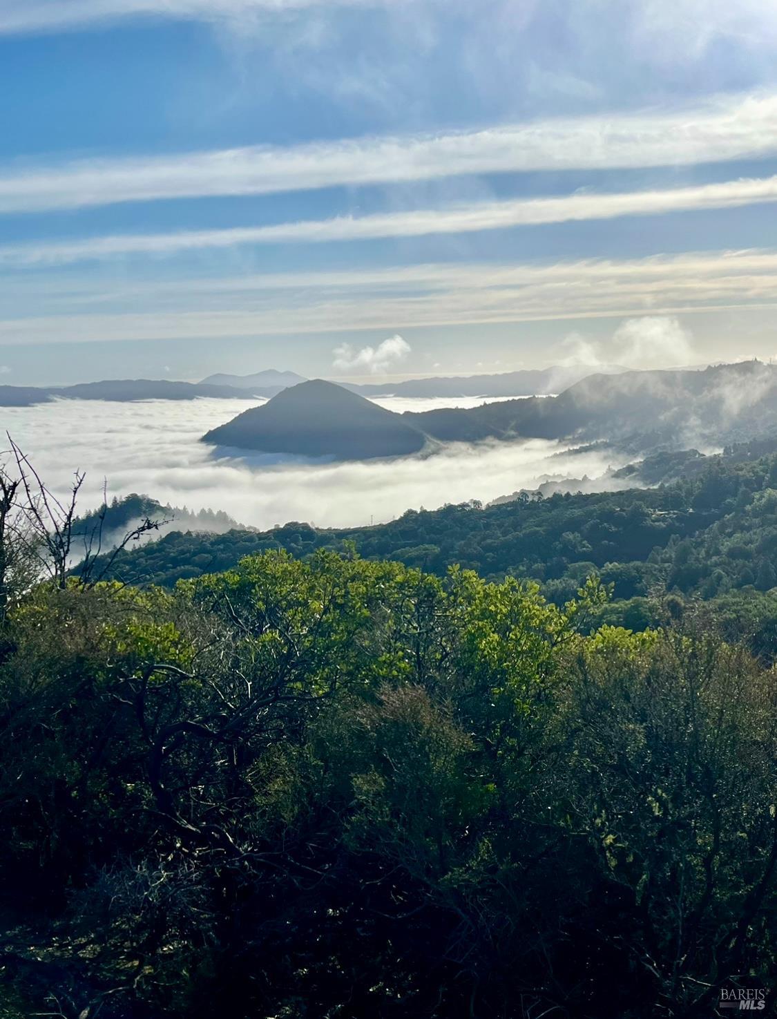 6775 County Road 110 Hopland, CA 95449 - Photo 37 of 53 a view of an ocean and beach