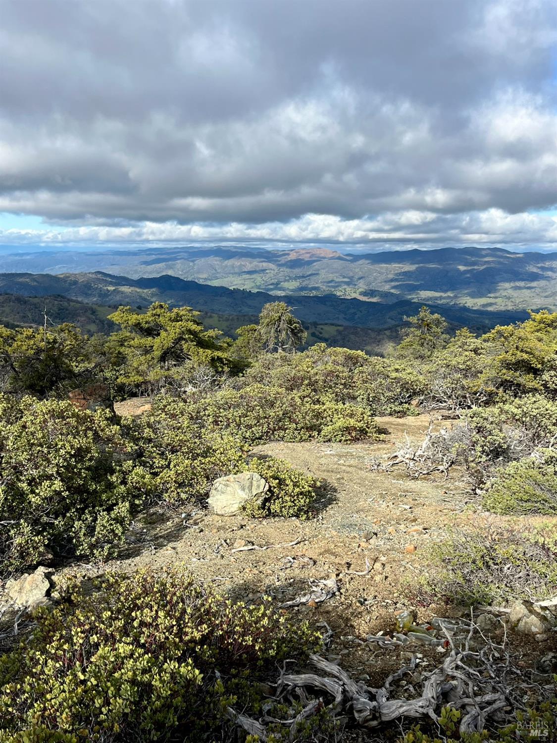 6775 County Road 110 Hopland, CA 95449 - Photo 46 of 53 a view of an ocean view