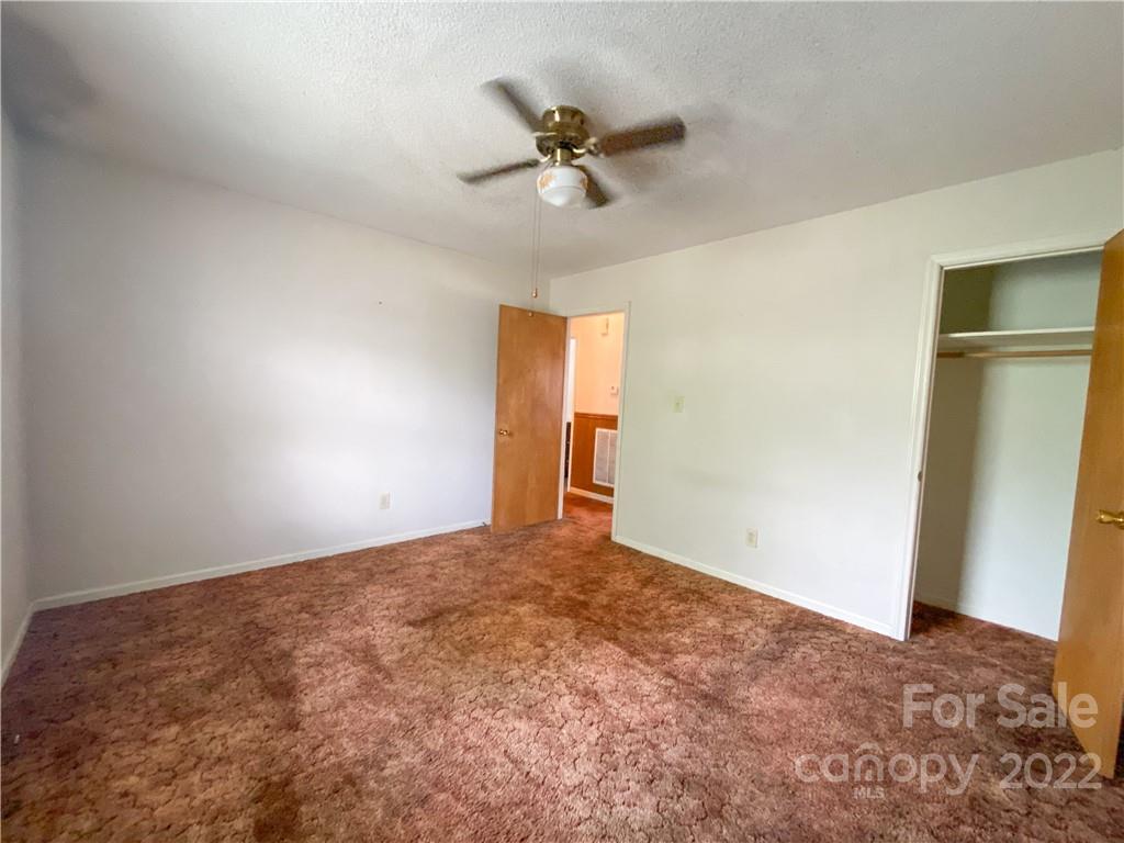 1023 Hay Row Road Clover, SC 29710 - Photo 22 of 24 Gallery Image 22
