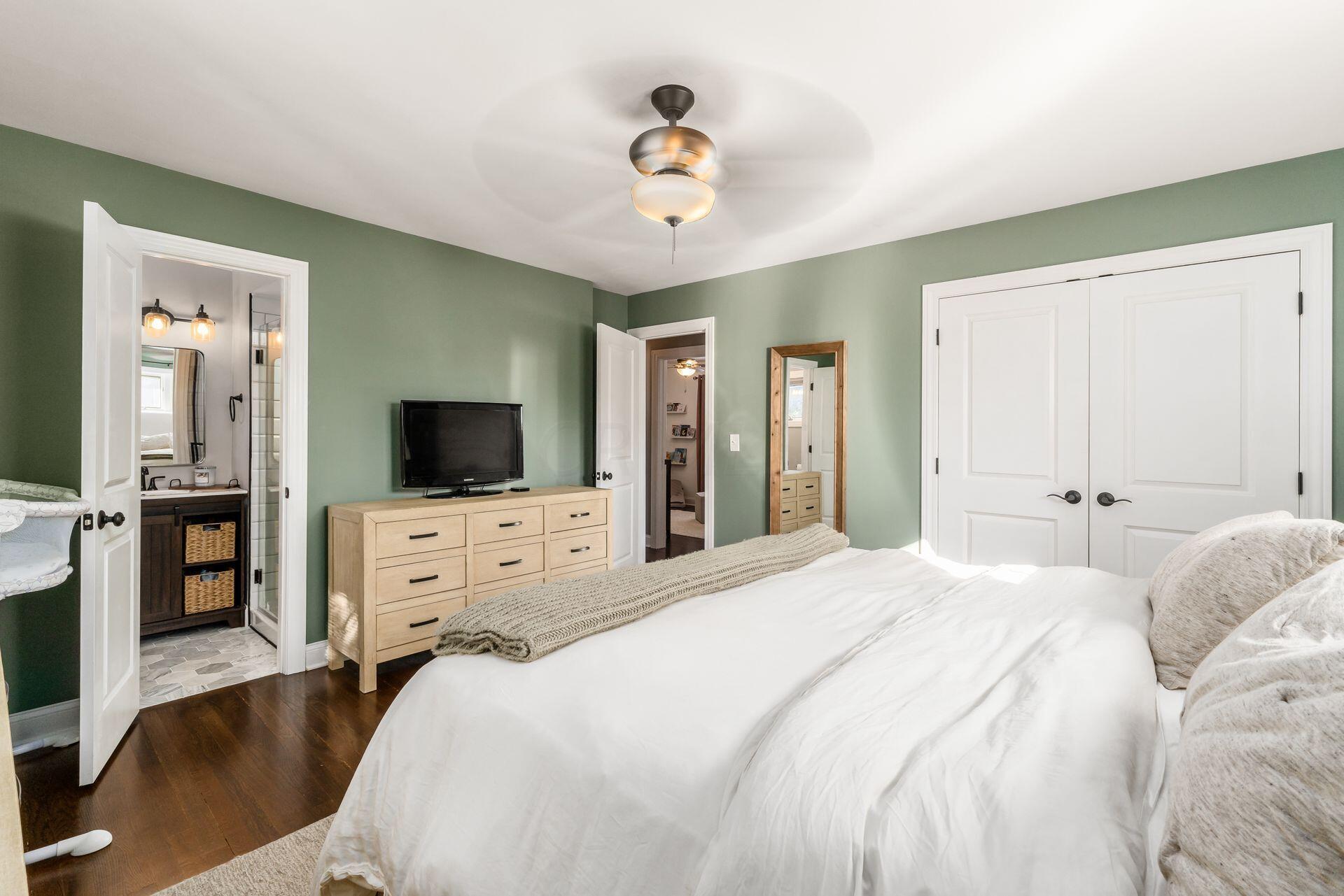 2057 Chardon Road Columbus, OH 43220 - Photo 23 of 42 034_S - 2057 Chardon Rd - 086