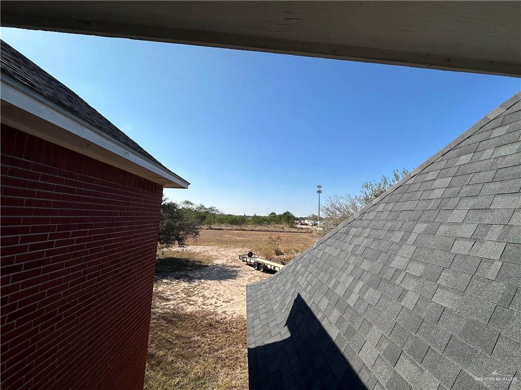 1215 South Tower Road Alamo, TX 78516 - Photo 27 of 41 a view of sky from balcony
