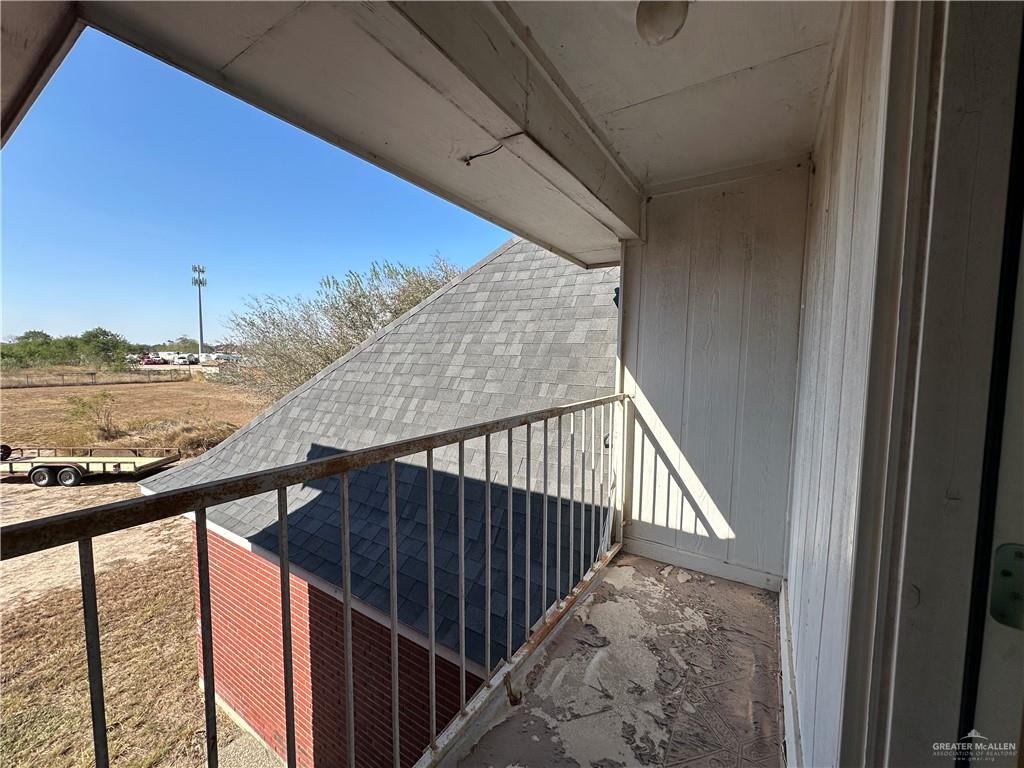 1215 South Tower Road Alamo, TX 78516 - Photo 41 of 41 a view of balcony