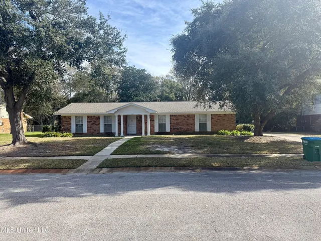 $199,000 | 1512 Woodhaven Street, Pascagoula, MS 39581