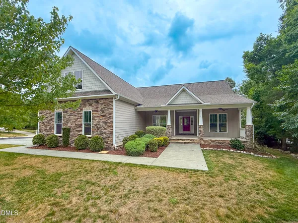 $550,000 | 4 Trillium Court, Durham, NC 27712