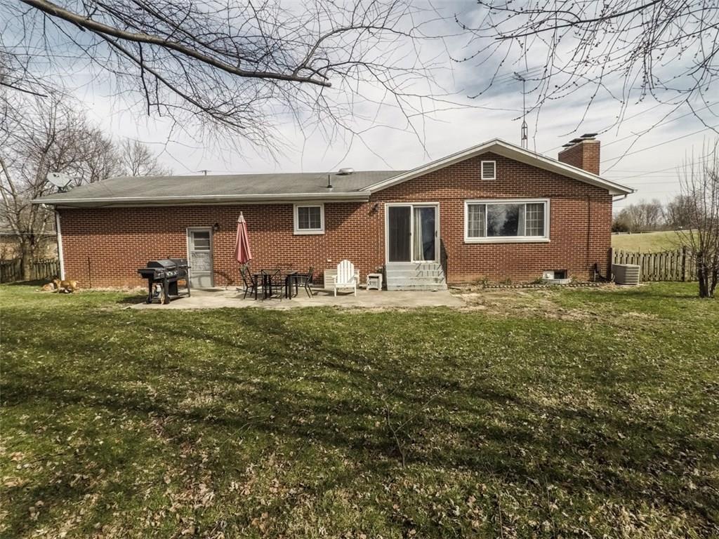 2329 Selma Road Springfield, OH 45505 - Photo 2 of 25