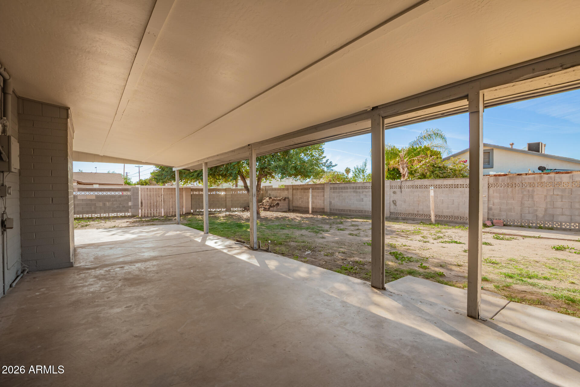 3802 North 79th Avenue Phoenix, AZ 85033 - Photo 25 of 28 a view of a room with a large window