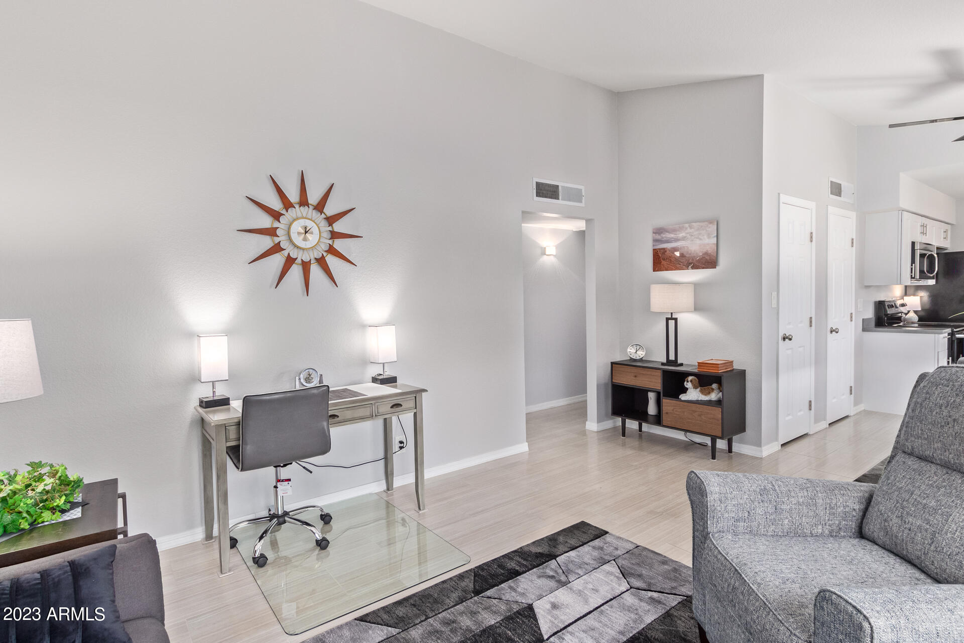 6409 South Newberry Road, Unit A Tempe, AZ 85283 - Photo 8 of 24 07 - Newberry