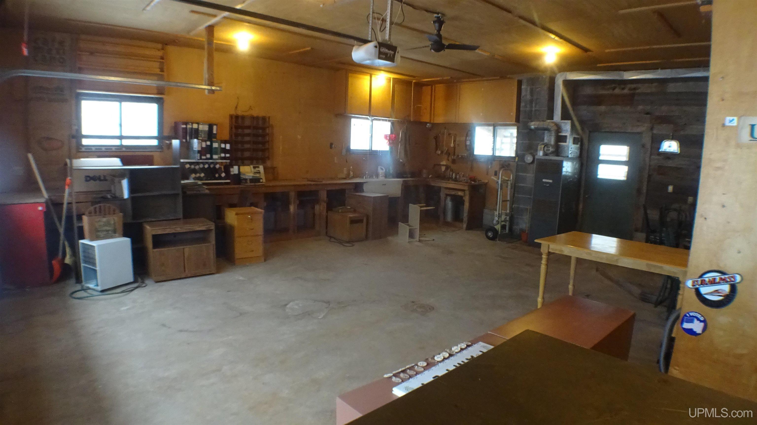 E9466 Lehnen Road Munising, MI 49862 - Photo 5 of 42 Gallery Image 5