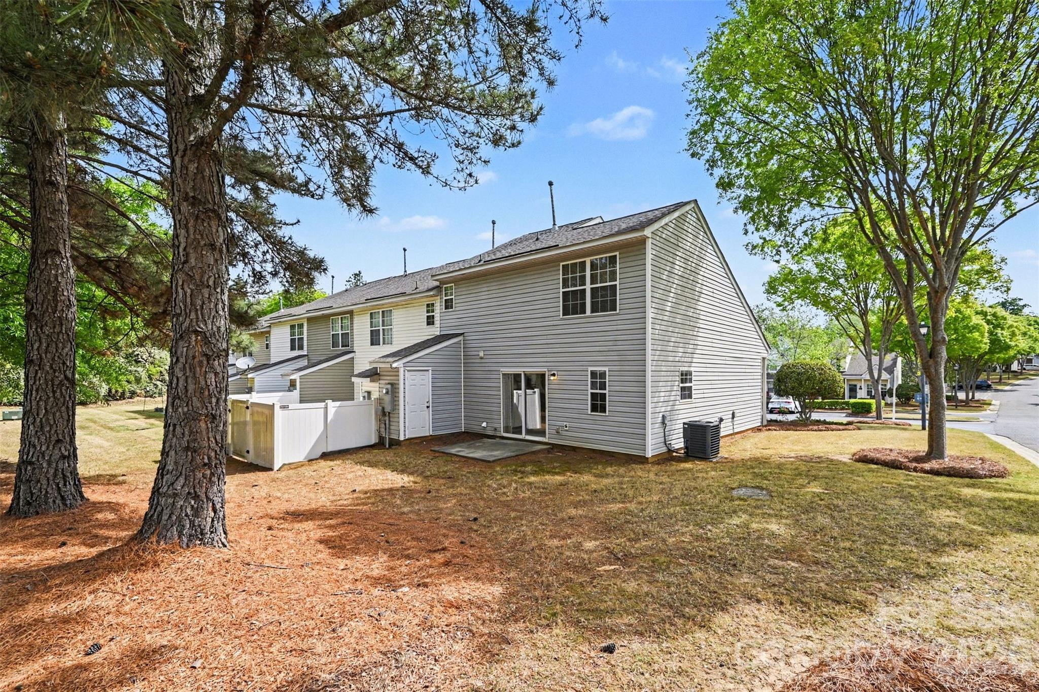 3201 Blythe Ridge Court Charlotte, NC 28213 - Photo 26 of 34 a view of a house with a yard