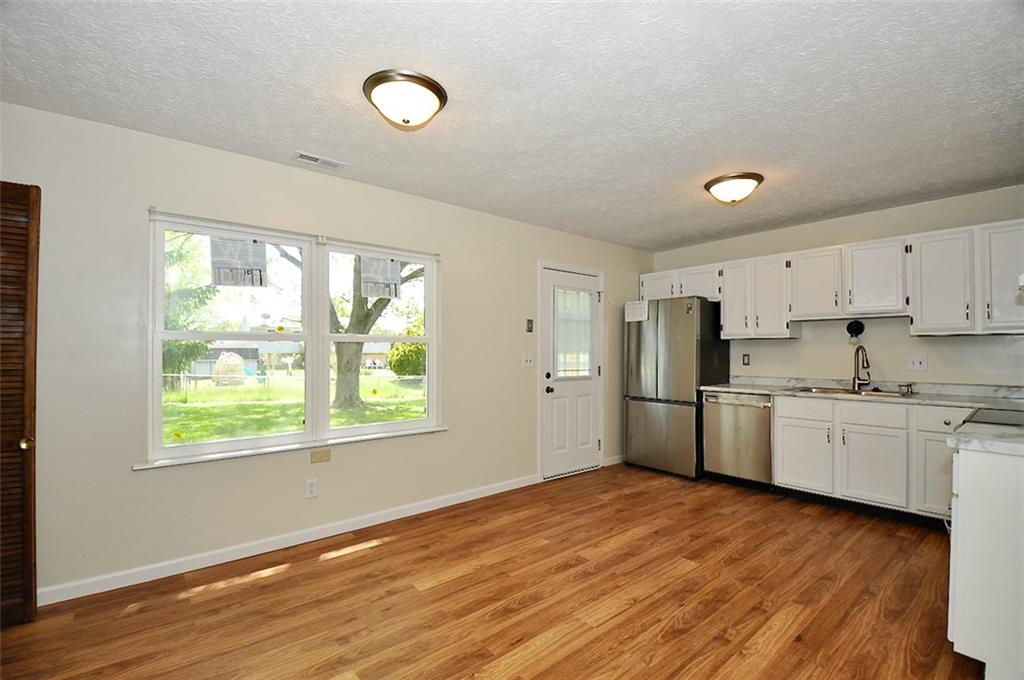 5523 West Epler Road Indianapolis, IN 46221 - Photo 9 of 49 Gallery Image 9