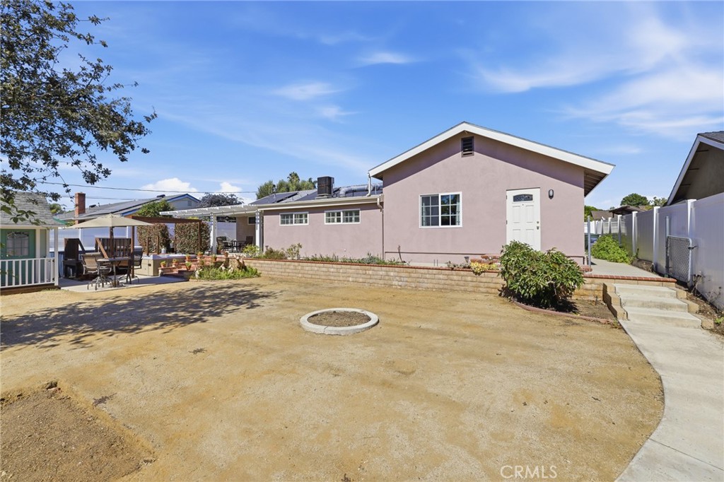 1869 Country Club Road Thousand Oaks, CA 91360 - Photo 35 of 35