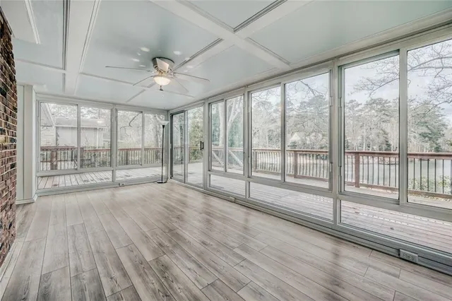 a view of a yard with a house