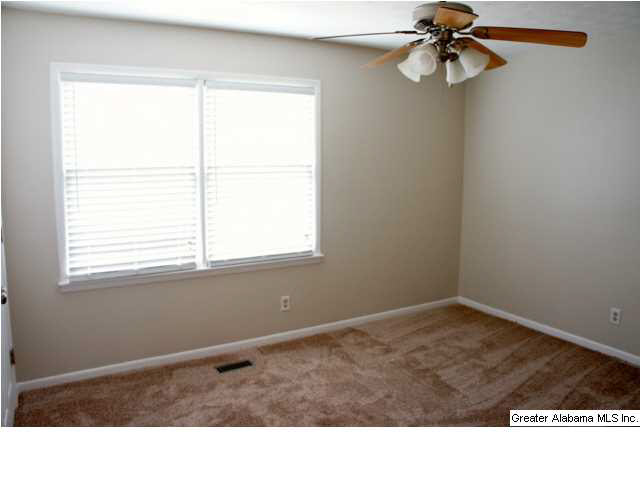 1305 Cape Road Anniston, AL 36207 - Photo 11 of 23
