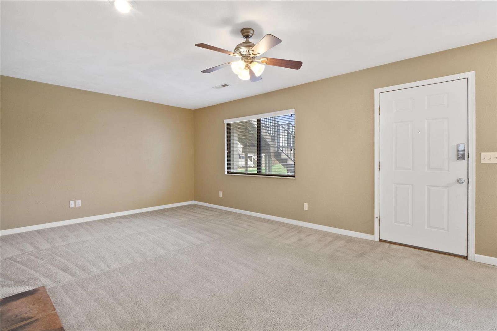 242 Eagle Ridge O'Fallon, IL 62269 - Photo 4 of 28