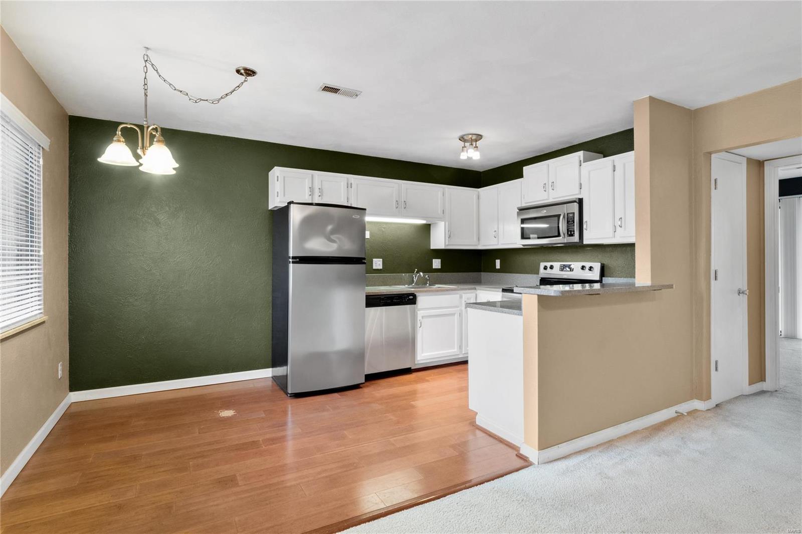 242 Eagle Ridge O'Fallon, IL 62269 - Photo 7 of 28