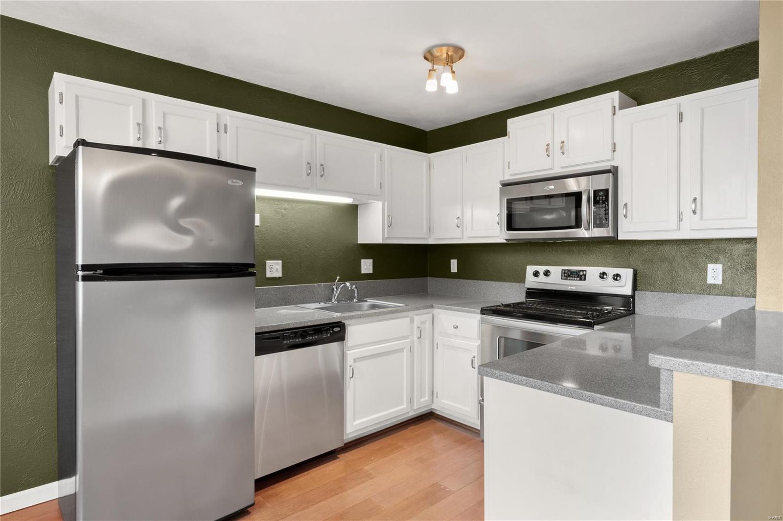 242 Eagle Ridge O'Fallon, IL 62269 - Photo 8 of 28