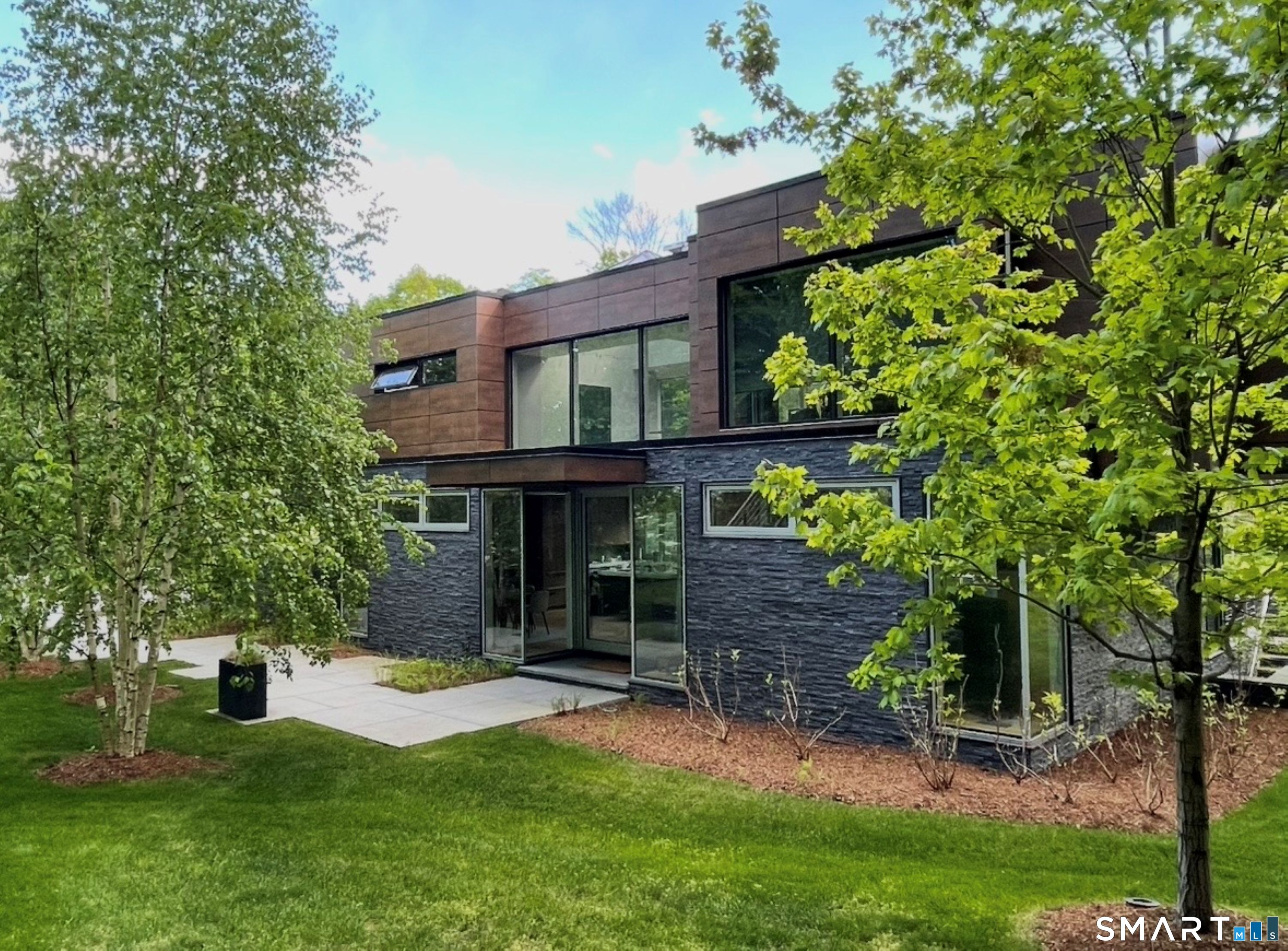 58 Lambert Road New Canaan, CT 06840 - Photo 37 of 43