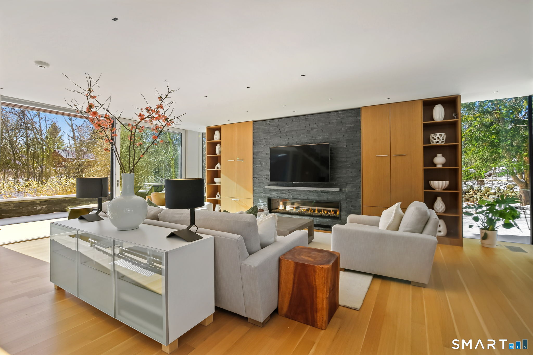 58 Lambert Road New Canaan, CT 06840 - Photo 5 of 40