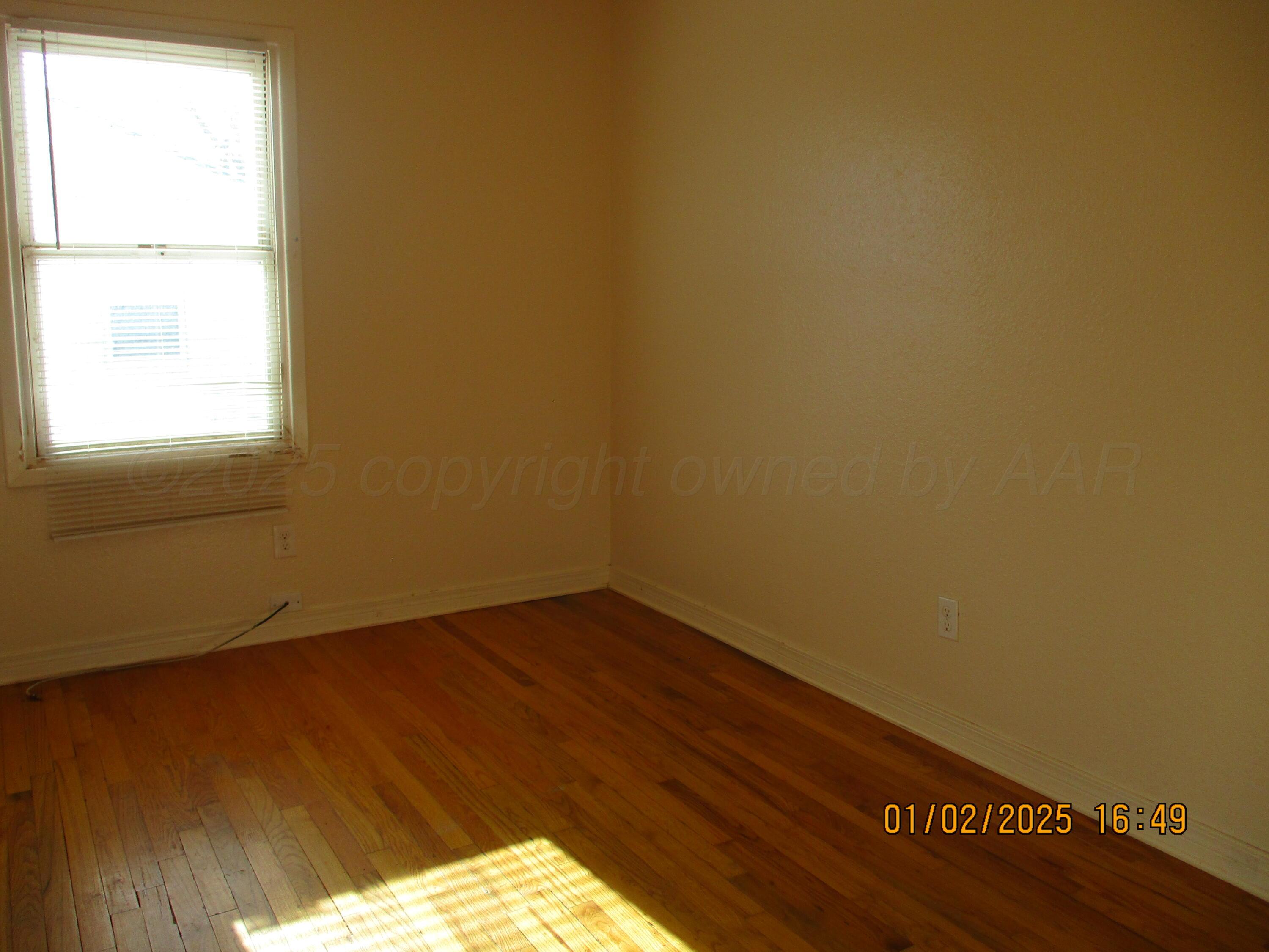1613 Martin Road Amarillo, TX 79107 - Photo 6 of 10 Bedroom 2