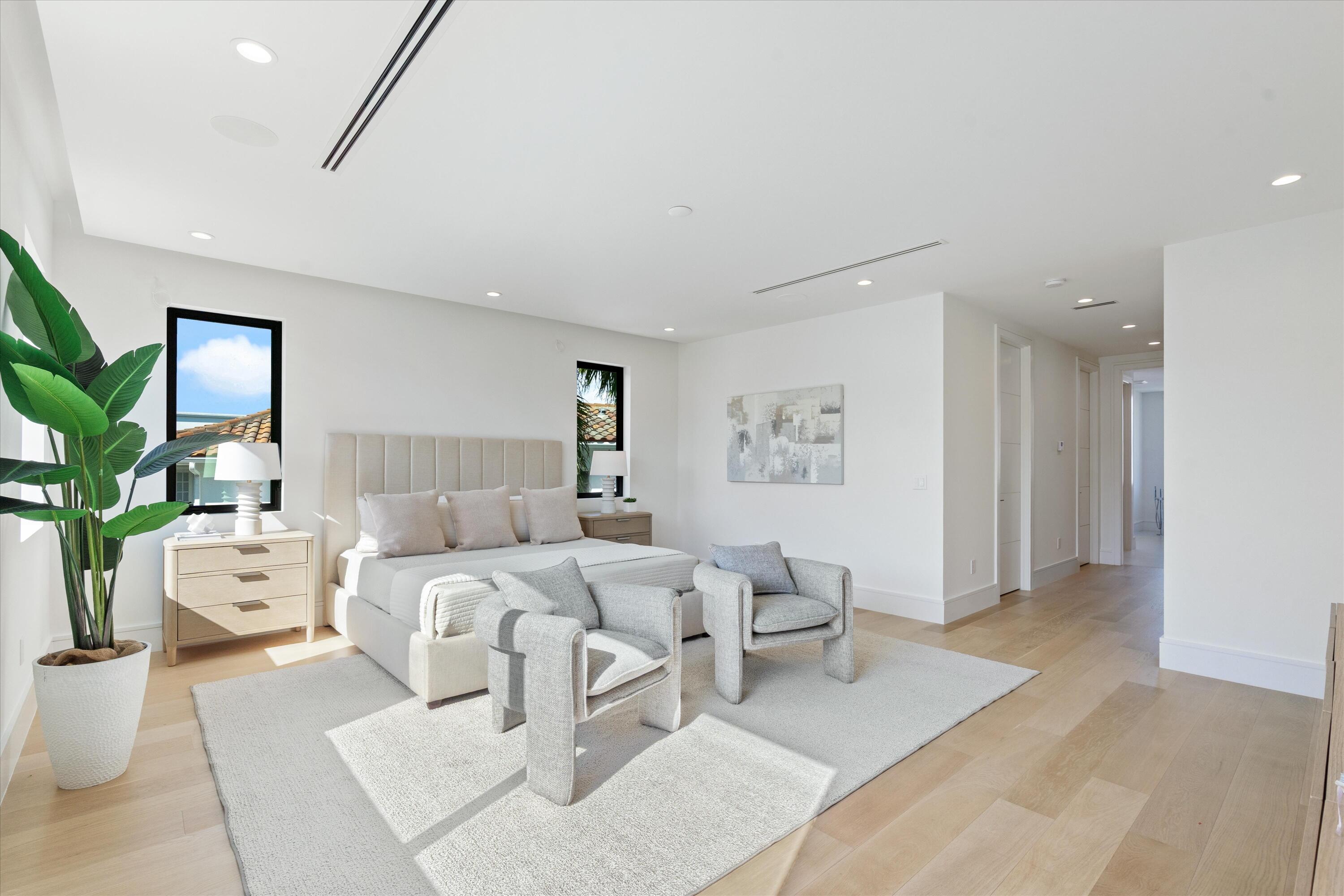 498 Northeast 6th Street Boca Raton, FL 33432 - Photo 20 of 60 Master Suite