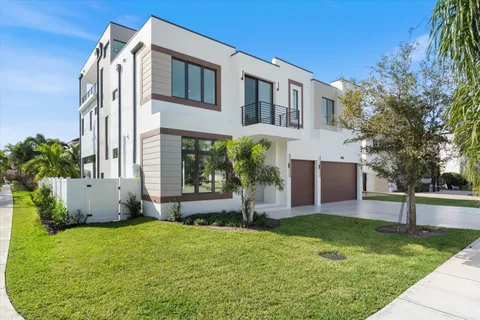$5,495,000 | 498 Northeast 6th Street, Boca Raton, FL 33432