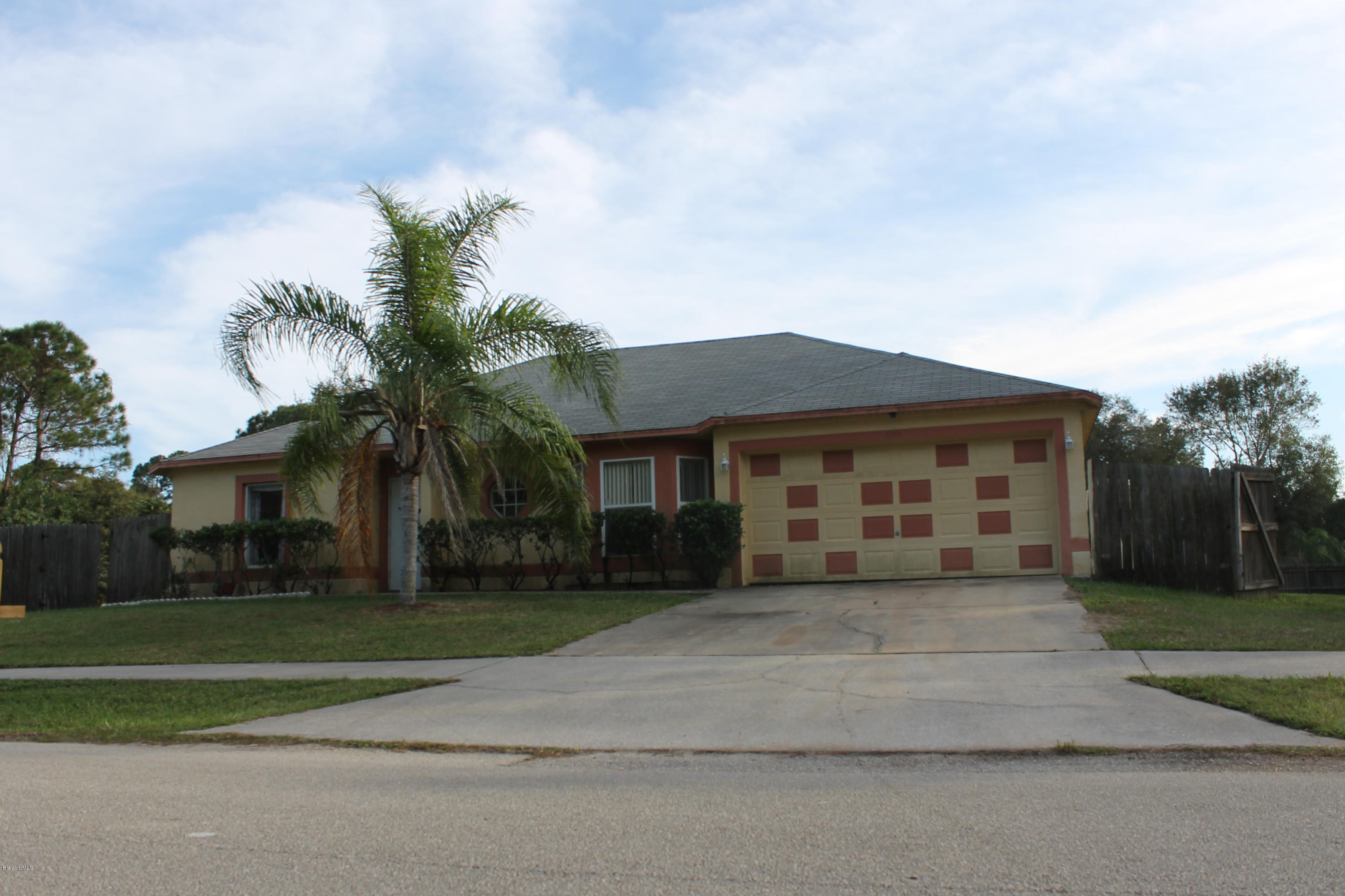 1190 Tupelo Road Southwest Palm Bay, FL 32908 - Photo 1 of 25 1190 Tupelo Rd NW