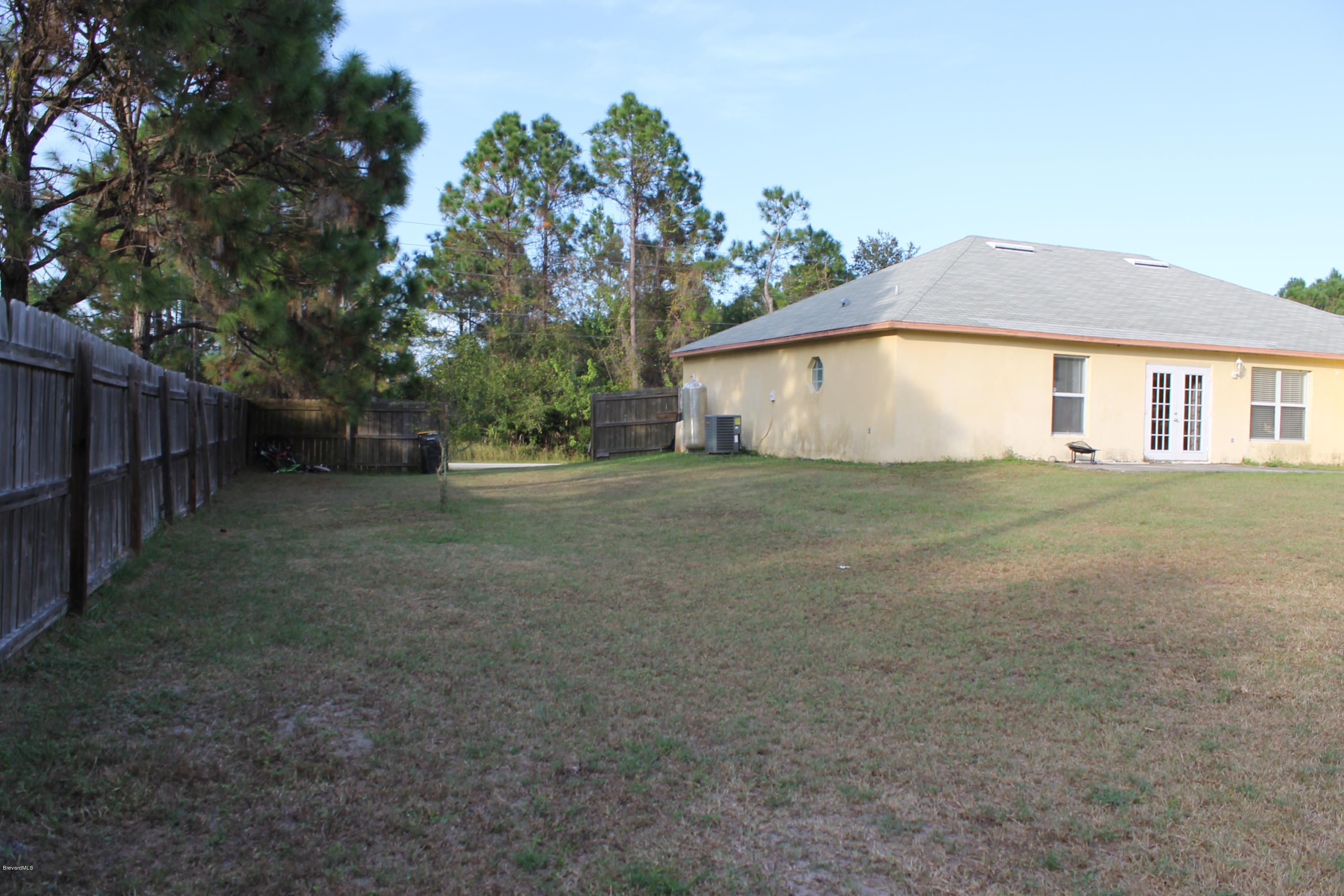 1190 Tupelo Road Southwest Palm Bay, FL 32908 - Photo 5 of 25 IMG_2114 - Copy