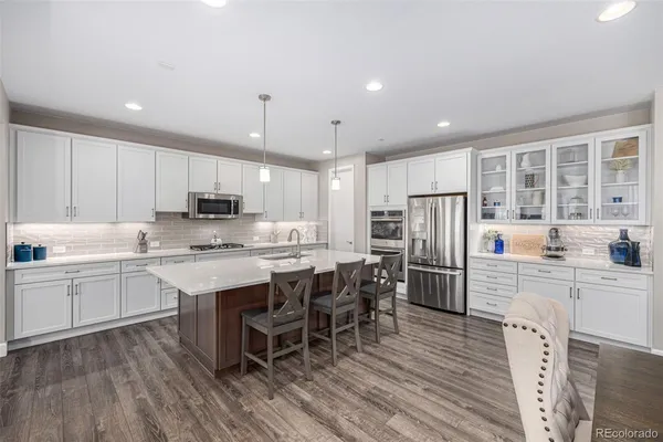 $949,000 | 25190 East Nova Place, Aurora, CO 80016