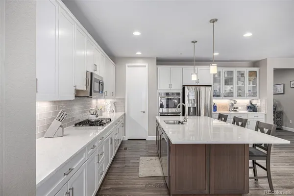 $949,000 | 25190 East Nova Place, Aurora, CO 80016