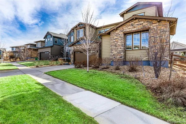 $949,000 | 25190 East Nova Place, Aurora, CO 80016