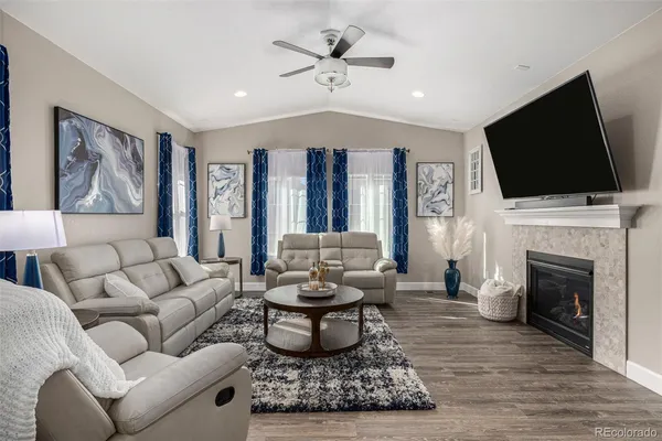 $949,000 | 25190 East Nova Place, Aurora, CO 80016