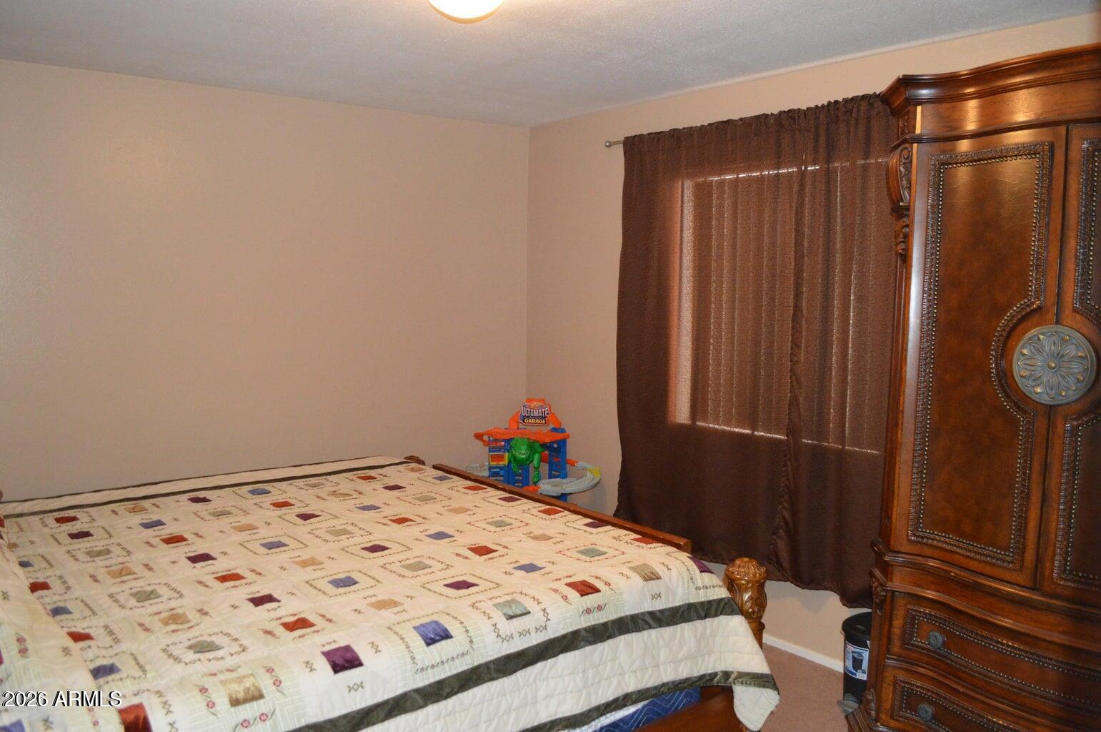 2301 West Ocotillo Road Phoenix, AZ 85015 - Photo 15 of 20 O8